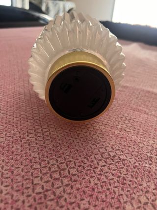 Lampada da tavolo bianca e oro