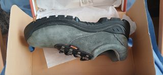 Zapatos seguridad Gris