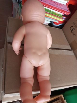 Muñeco bebé Famosa 40 cm