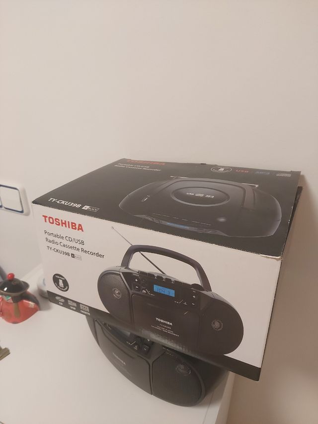 Radio Portátil Toshiba TY-CKU398