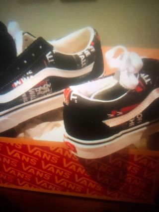 Zapatillas Vans mujer


 