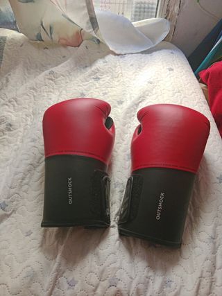 Guantes boxeo Outshock rojos