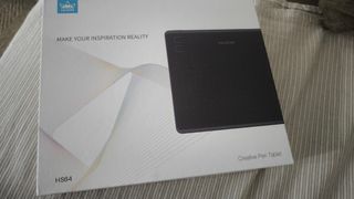 Tableta Gràfica 
Huion HS64 + Regalo
