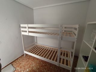 Litera blanca Mydal (IKEA)