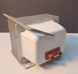 TRANSFORMADOR REVERSIBLE ANTIGUO
