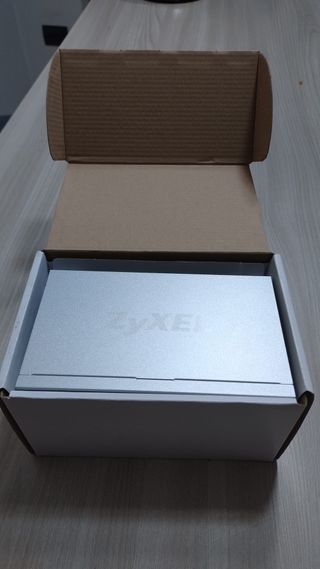 ZYXEL GS108 - Switch Gigabit