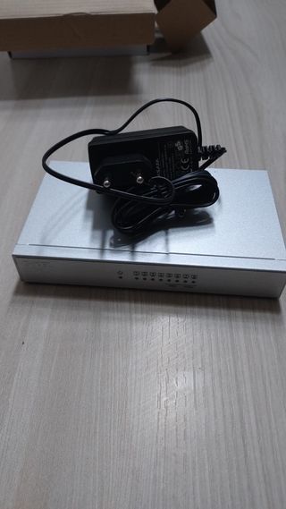 ZYXEL GS108 - Switch Gigabit