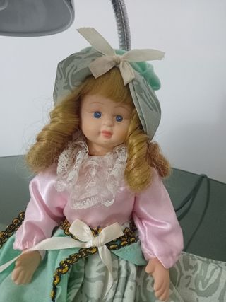 Bambola Porcellana Vintage anni '70