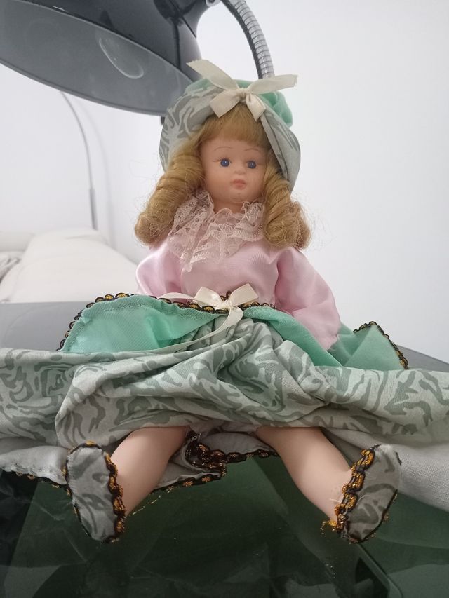 Bambola Porcellana Vintage anni '70