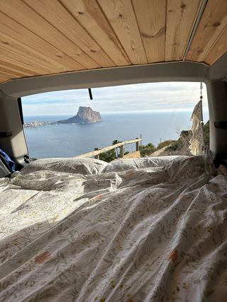 Mercedes-Benz v220 Camper Luxury