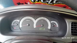 Hyundai Elantra 2004