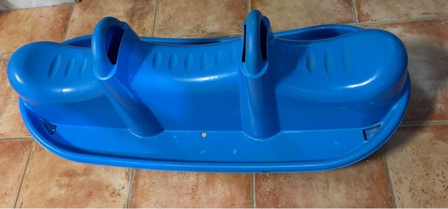 Balancín infantil azul