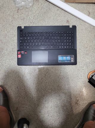 Tastiera Asus F552W - nera