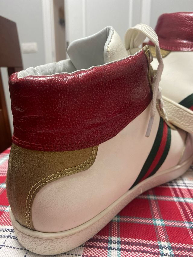 Zapatillas Gucci altas rojas y blancas