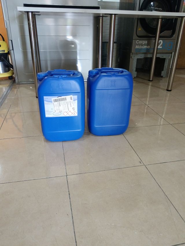 15 Garrafas plásticas azules