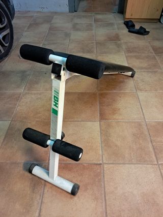 Banco abdominal BH Fitness