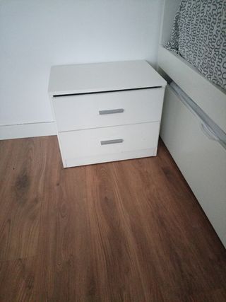Cama nido blanca + mesita