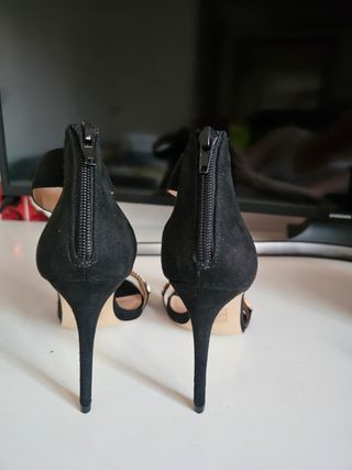 Zapatos tacón alto negros