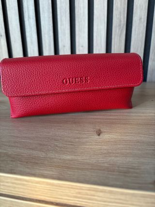 Gafas de sol Guess - Negras