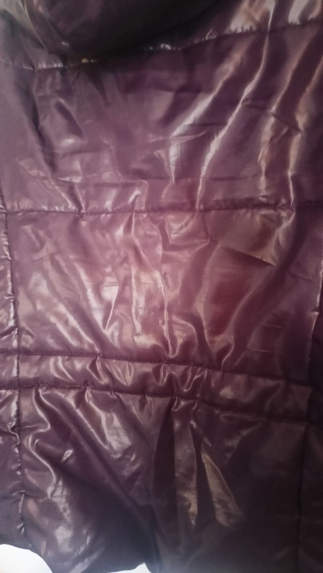 Cazadora acolchada morada