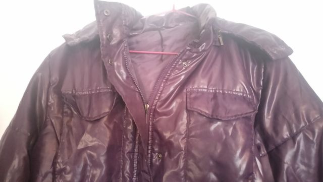 Cazadora acolchada morada