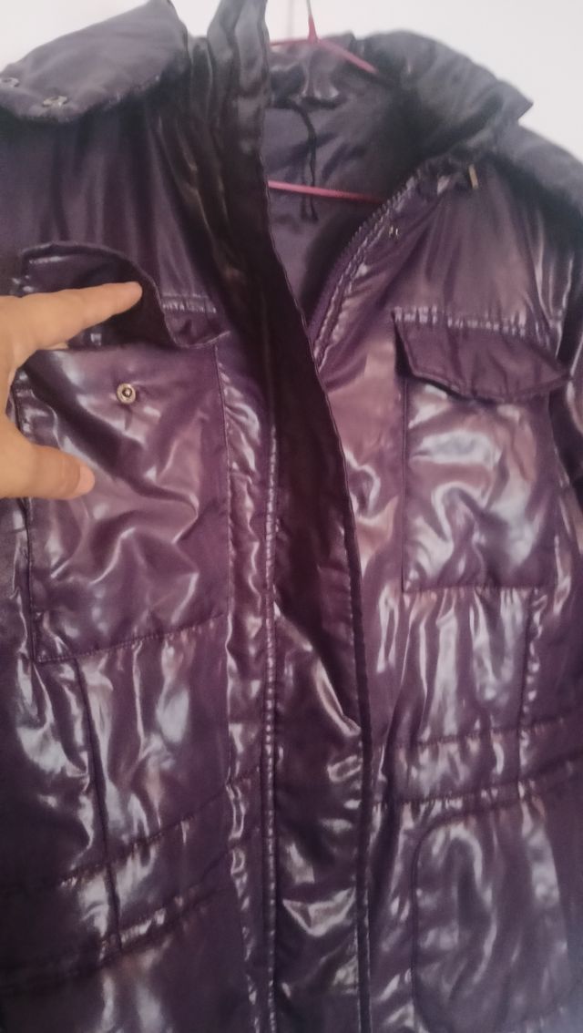 Cazadora acolchada morada