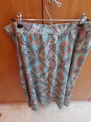 Falda larga estampada
