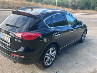 Infiniti EX30 2014
