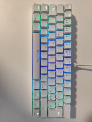 Teclado newskill pyros ivori