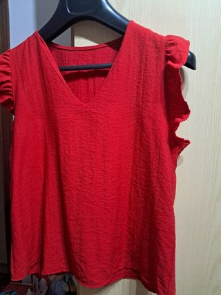 Camicetta rossa maniche con volant tg M//L