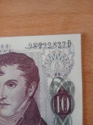 Billetes Argentina: 10 y 1000 pesos