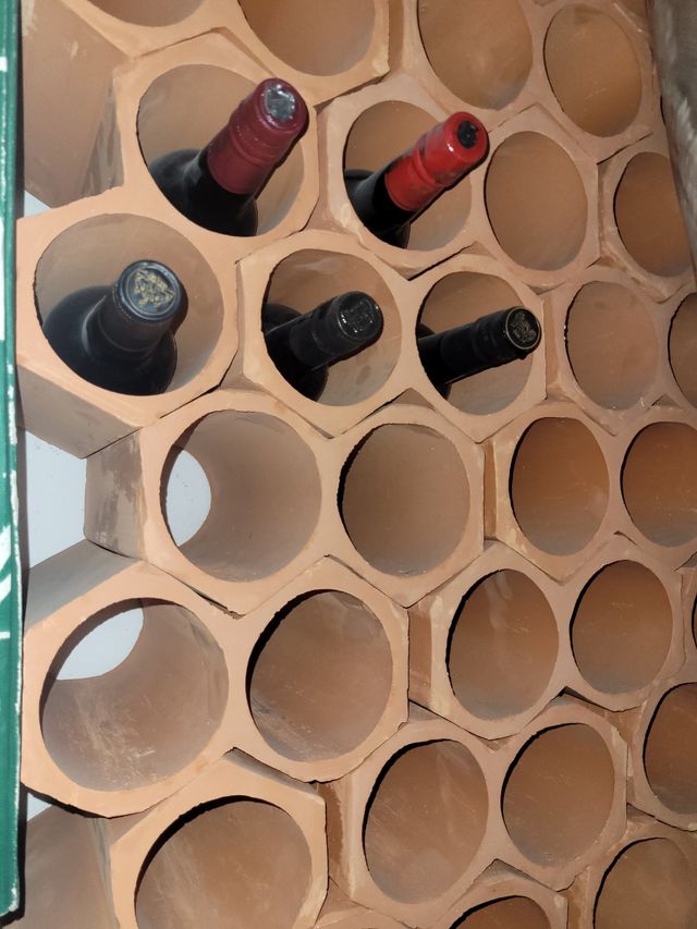 Botellero cerámico artesanal