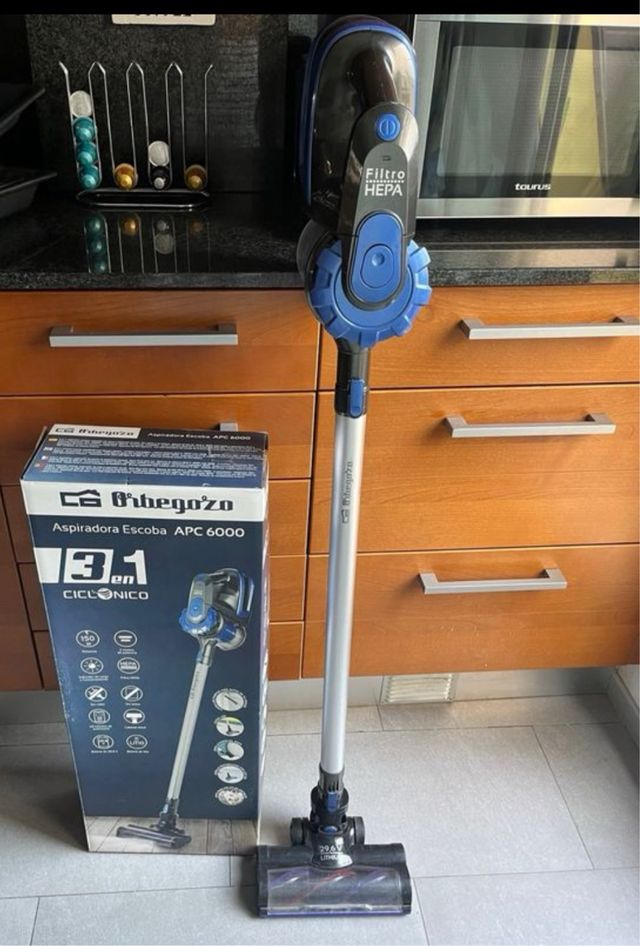Aspiradora escoba Orbegozo APC 6000
