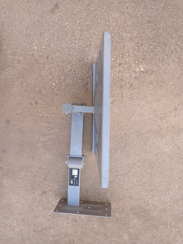 Soporte TV Pared - Metal Gris