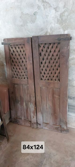 Puertas de armario madera antiguas 84x124