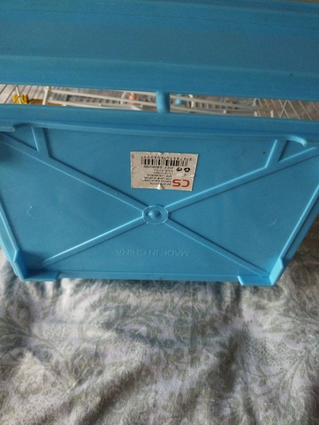 Jaula pajaros azul y blanca