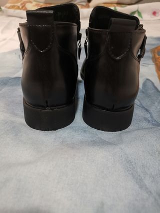 Botines negros hombre -talla 39