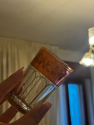 Bicchieri vetro rosso decorati