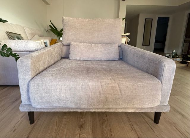 Sillón extra amplio beige/gris. Estado IMPECABLE