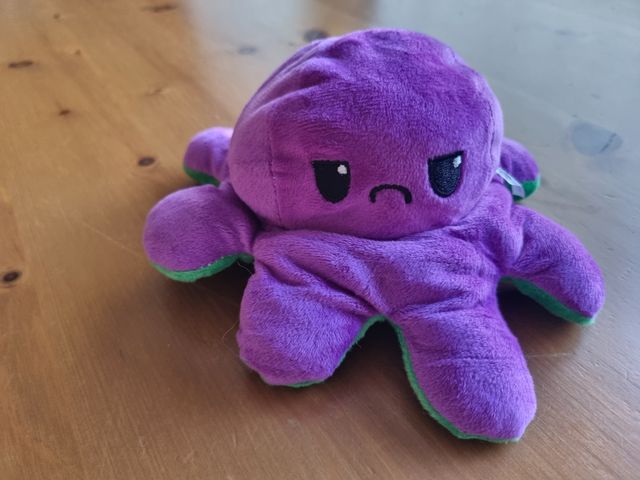 Pupazzo Piovra Pianeta Reversibile