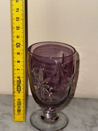 Bicchieri vetro viola incisi