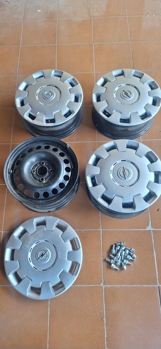 4 Llantas Opel 15" + Tapacubos