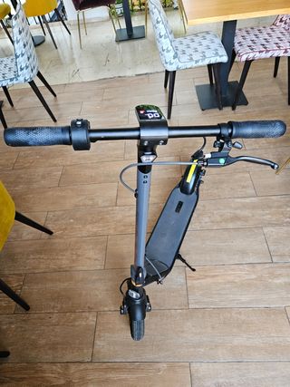 Patinete eléctrico nuevo.