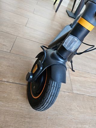 Patinete eléctrico nuevo.