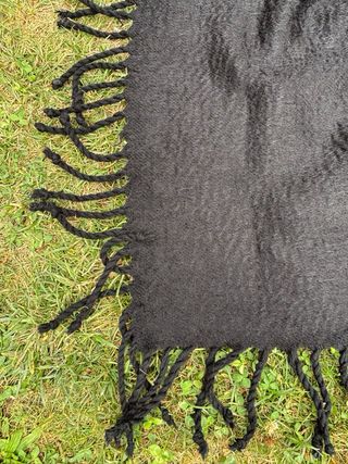 Mantón negro antiguo
