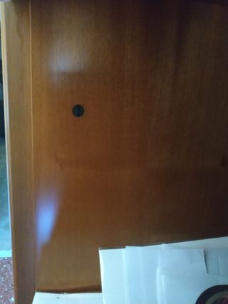 Libreria in legno e vetro