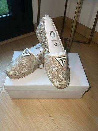 Alpargatas Guess beige 100% original