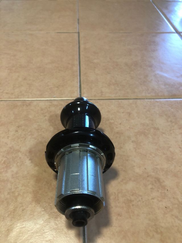 Buje trasero bici carretera carbono