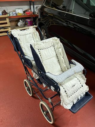 Coche gemelar bebé marca Bebé Confort
