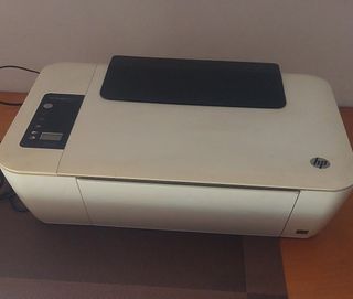 Impresora-HP Deskjet 2545 